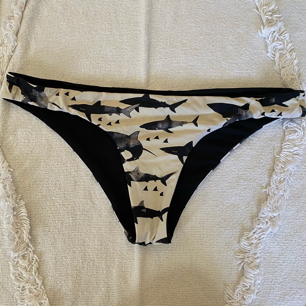 RIP CURL reversible hipster bathing suit bottom-M